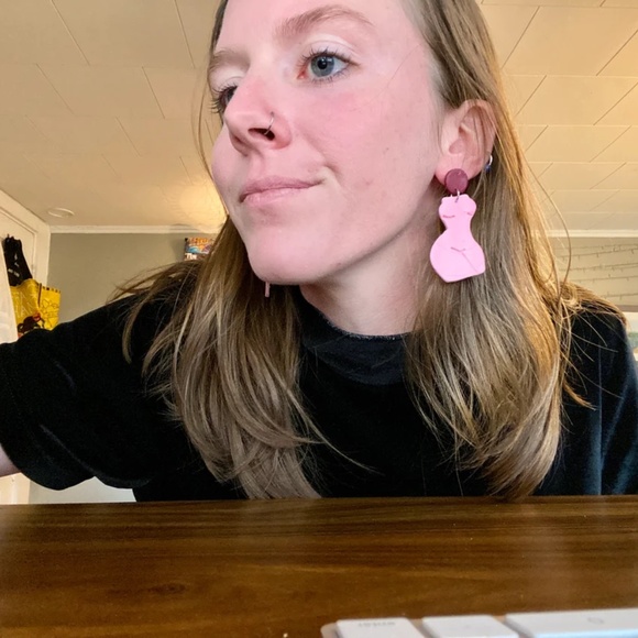 Handmade Clay Earrings | Forms of a Woman Silhouette | Pink and Purple - Picture 3 of 8